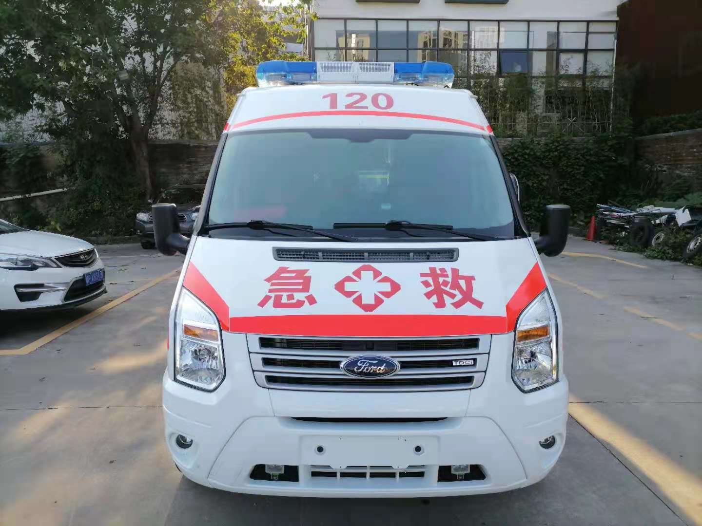 洛南县妇婴监护型护送
